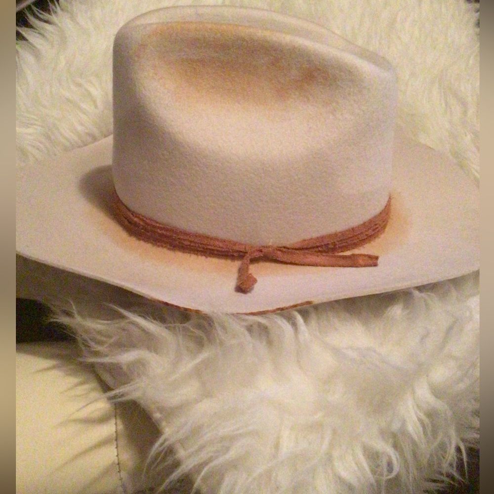 NEW! Rare We The Free structured high western hat